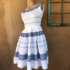 VTG 1960s Rick Rack Sundress Dress Sz xS W23.5